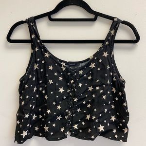 F21 black star print crop top